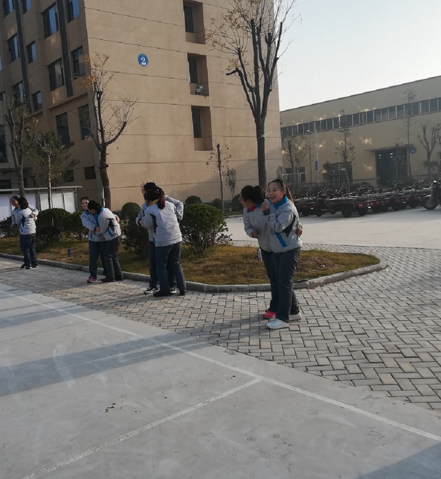 汽車轉(zhuǎn)向節(jié)有什么作用原理